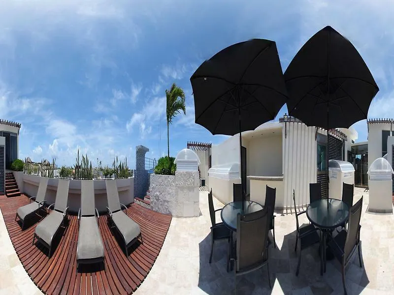 ***  770 Hotel Boutique Playa del Carmen México